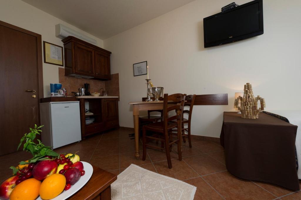 Locanda Ristorante Al Cardellino Bardolino Zimmer foto